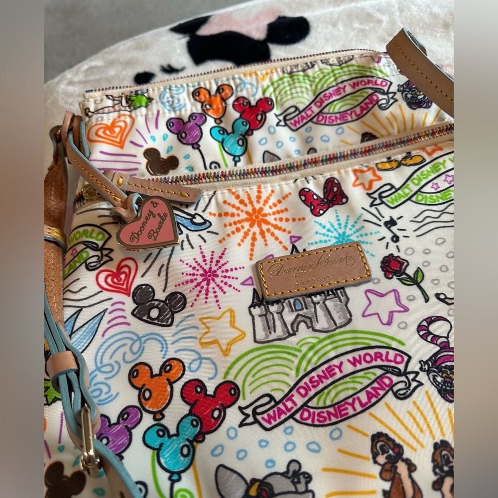 Disney Dooney & Bourke crossbody Excellent used condition.